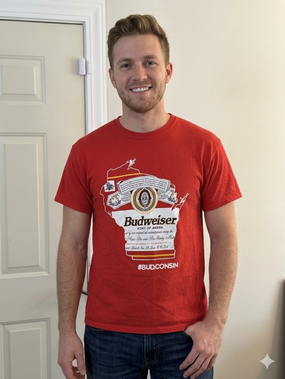 Budweiser Red Graphic Wisconsin Logo Tee size L Large